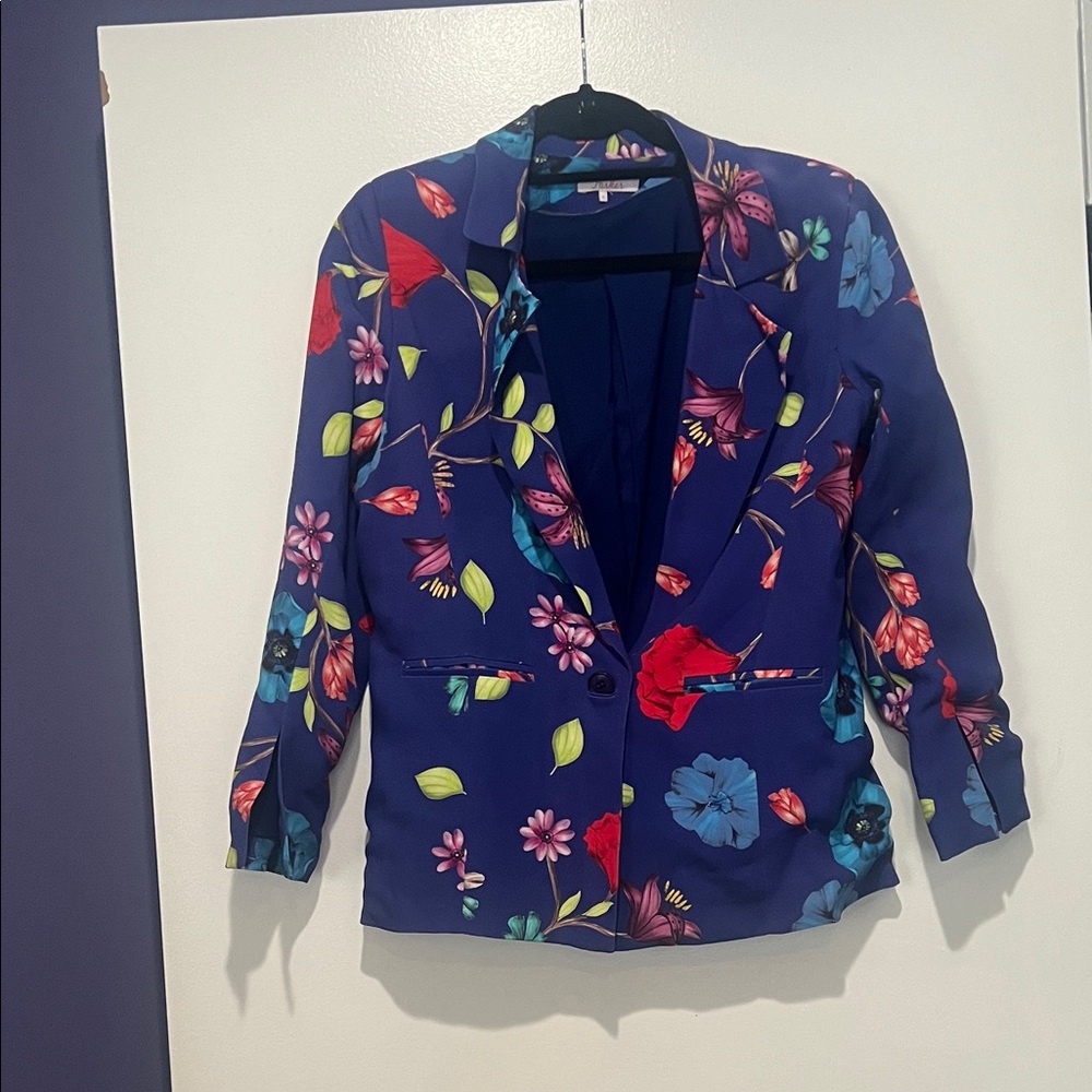 Parker Blue Floral Blazer size S - one button EUC - wore 2x